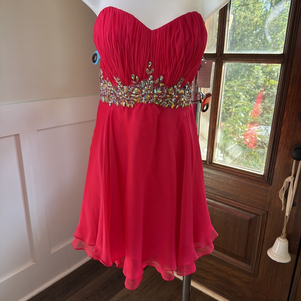 Y2K POLY USA Neblon Strapless Hot Pink Rhinestone Beaded Formal Dress NWT size 8